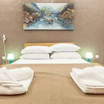 Seafront 4br With Mesmerising Balcony & Views By 360 Estates סליאמה