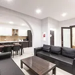 Seafront 4br With Mesmerising Balcony & Views By 360 Estates Apartamento