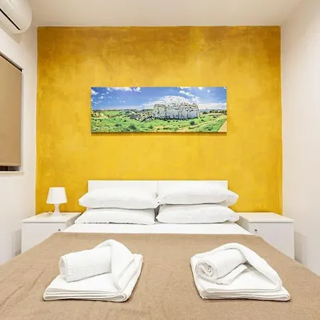 Seafront 4br With Mesmerising Balcony & Views By 360 Estates Sliema