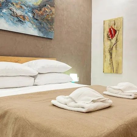 Seafront 4br With Mesmerising Balcony & Views By 360 Estates *