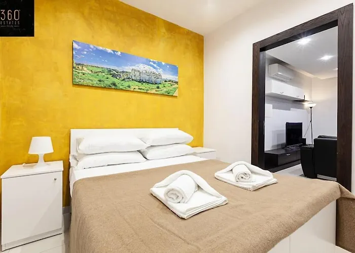 Seafront 4br With Mesmerising Balcony & Views By 360 Estates * 斯利马