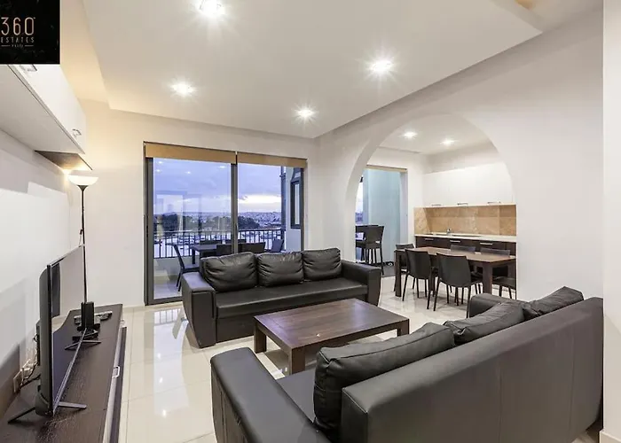 公寓 Seafront 4br With Mesmerising Balcony & Views By 360 Estates 斯利马