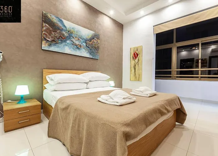 Seafront 4br With Mesmerising Balcony & Views By 360 Estates 公寓 斯利马