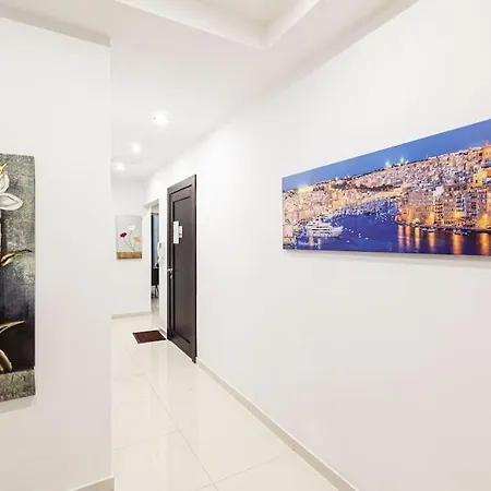 Seafront 4br With Mesmerising Balcony & Views By 360 Estates * Sliema