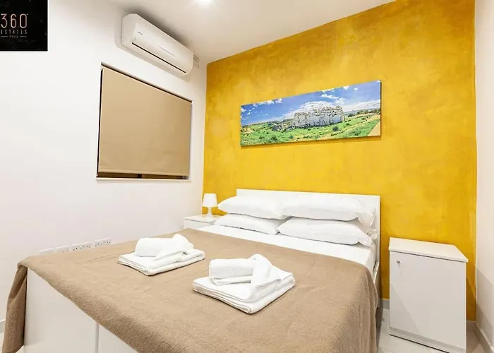 Διαμέρισμα Seafront 4br With Mesmerising Balcony & Views By 360 Estates Σλιέμα