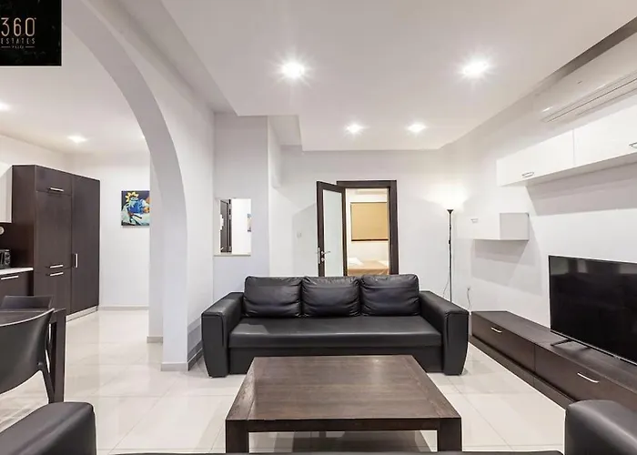 Διαμέρισμα Seafront 4br With Mesmerising Balcony & Views By 360 Estates Σλιέμα