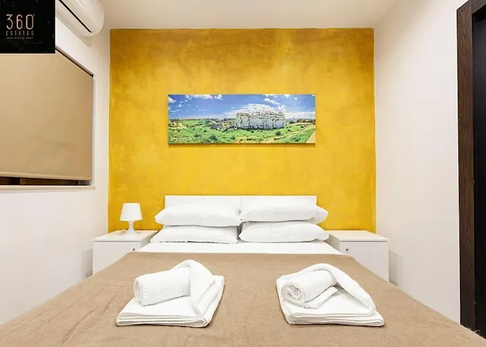 Seafront 4br With Mesmerising Balcony & Views By 360 Estates Σλιέμα